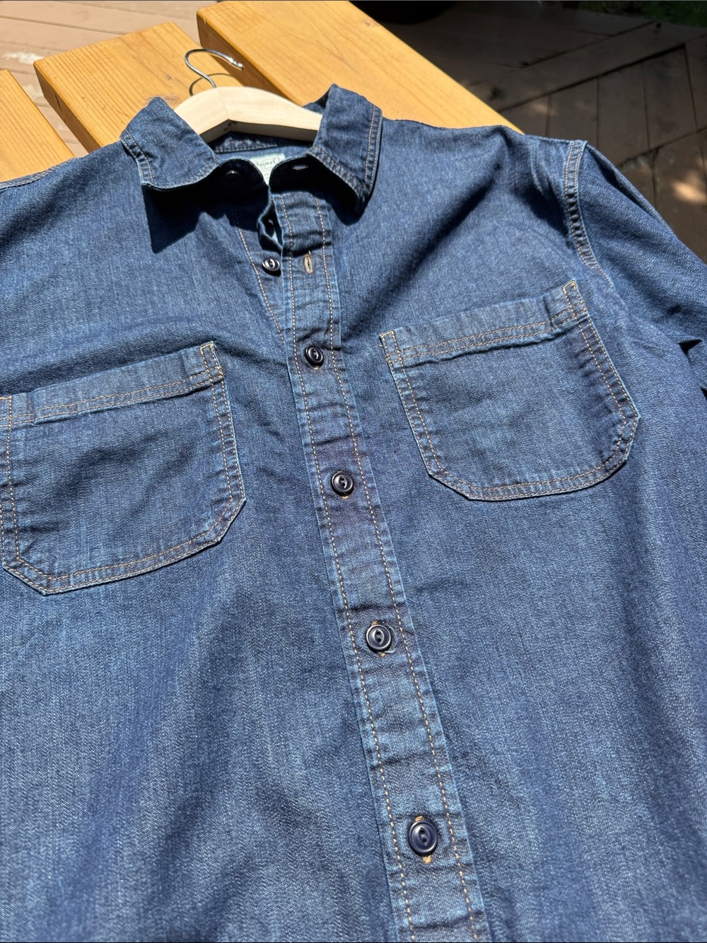 L.L. Bean Men's Indigo Blue Denim Button-Down Shirt - Picture 4 of 5